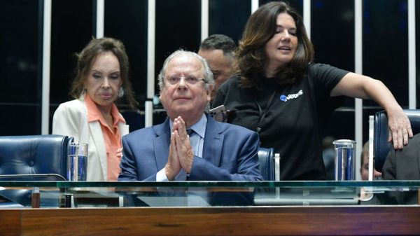decisao-de-anular-condenacoes-de-dirceu-compromete-combate-a-corrupcao-no-brasil,-afirma-advogada