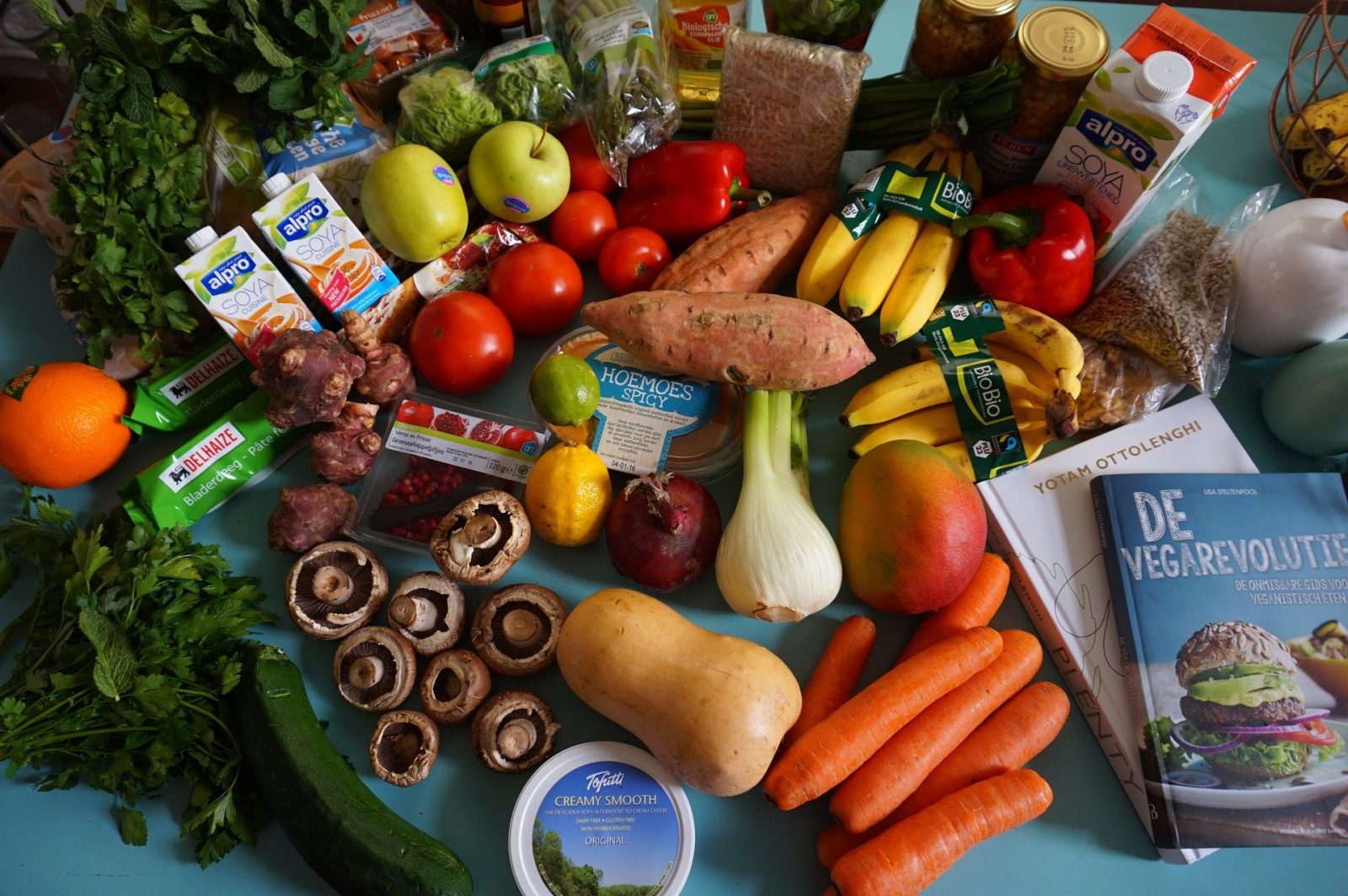dia-mundial-do-veganismo:-veja-7-mitos-e-verdades-sobre-a-dieta