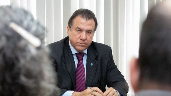 fim-da-jornada-6×1:-deputados-do-pt-discordam-de-ministro-e-acreditam-em-saida-politica