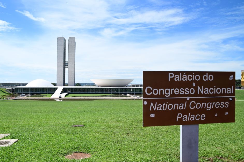 congresso-estuda-restringir-acesso-a-entrada-principal-apos-ataque