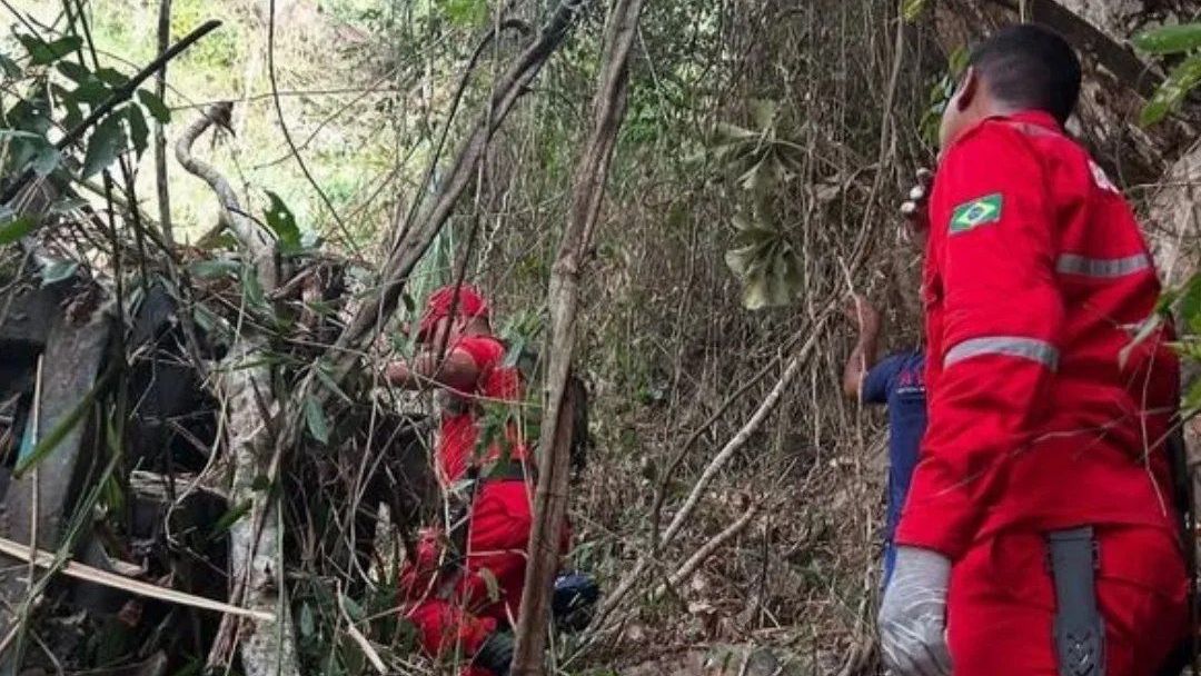 politicos-lamentam-acidente-com-onibus-em-alagoas:-“estamos-em-oracao-por-todos”