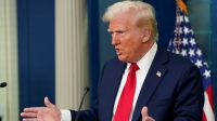 trump-determina-restricoes-a-investimentos-chineses-em-areas-estrategicas