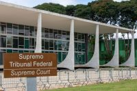 senado-ganha-iluminacao-roxa-em-homenagem-ao-dia-internacional-da-mulher