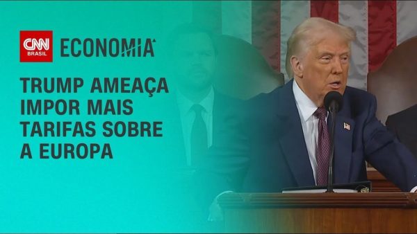 dolar-abre-abaixo-de-r$-5,80-com-exterior-e-dados-no-brasil-em-foco