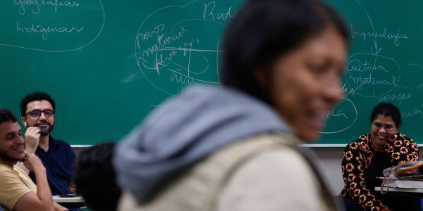 formacao-para-novas-tecnologias-passara-a-fazer-parte-da-eja