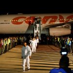 venezuela-recebe-deportados-apos-eua-enviar-imigrantes-a-el-salvador