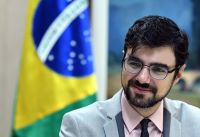 fazenda-nao-cre-em-recessao-nos-eua,-mas-ainda-prega-cautela-sobre-trump