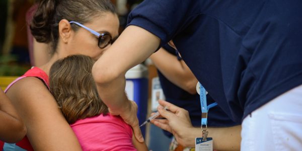 prefeitura-do-rio-retomara-vacinacao-nas-escolas-nesta-quarta-feira