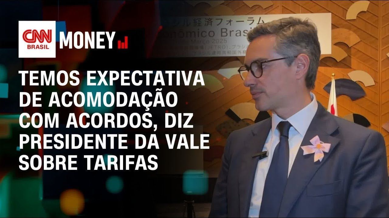 ouro-recua,-mas-fica-proximo-das-maximas-com-incertezas-economicas