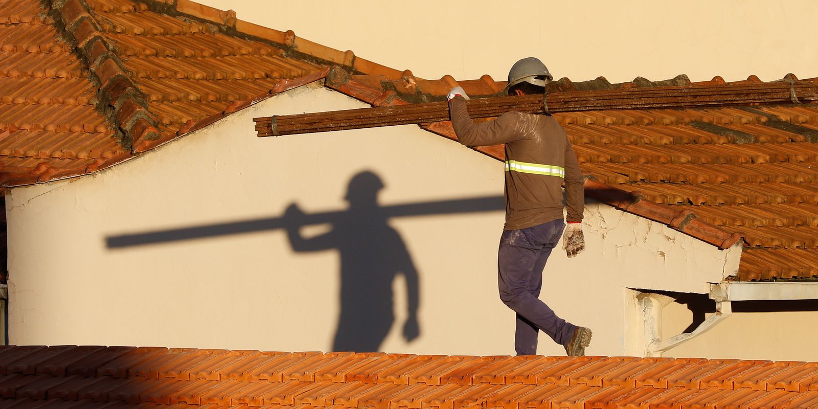 caged:-brasil-criou-quase-432-mil-empregos-formais-em-fevereiro