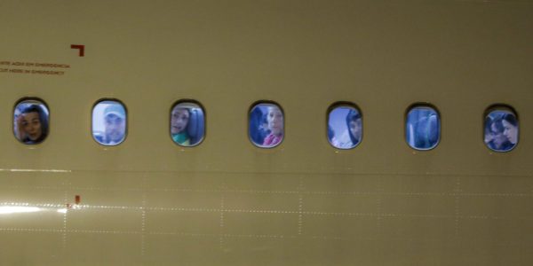 maior-parte-de-repatriados-dos-eua-e-transportada-para-minas
