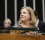 deputada-aciona-mp-contra-clube-militar-por-apologia-ao-golpe-de-64