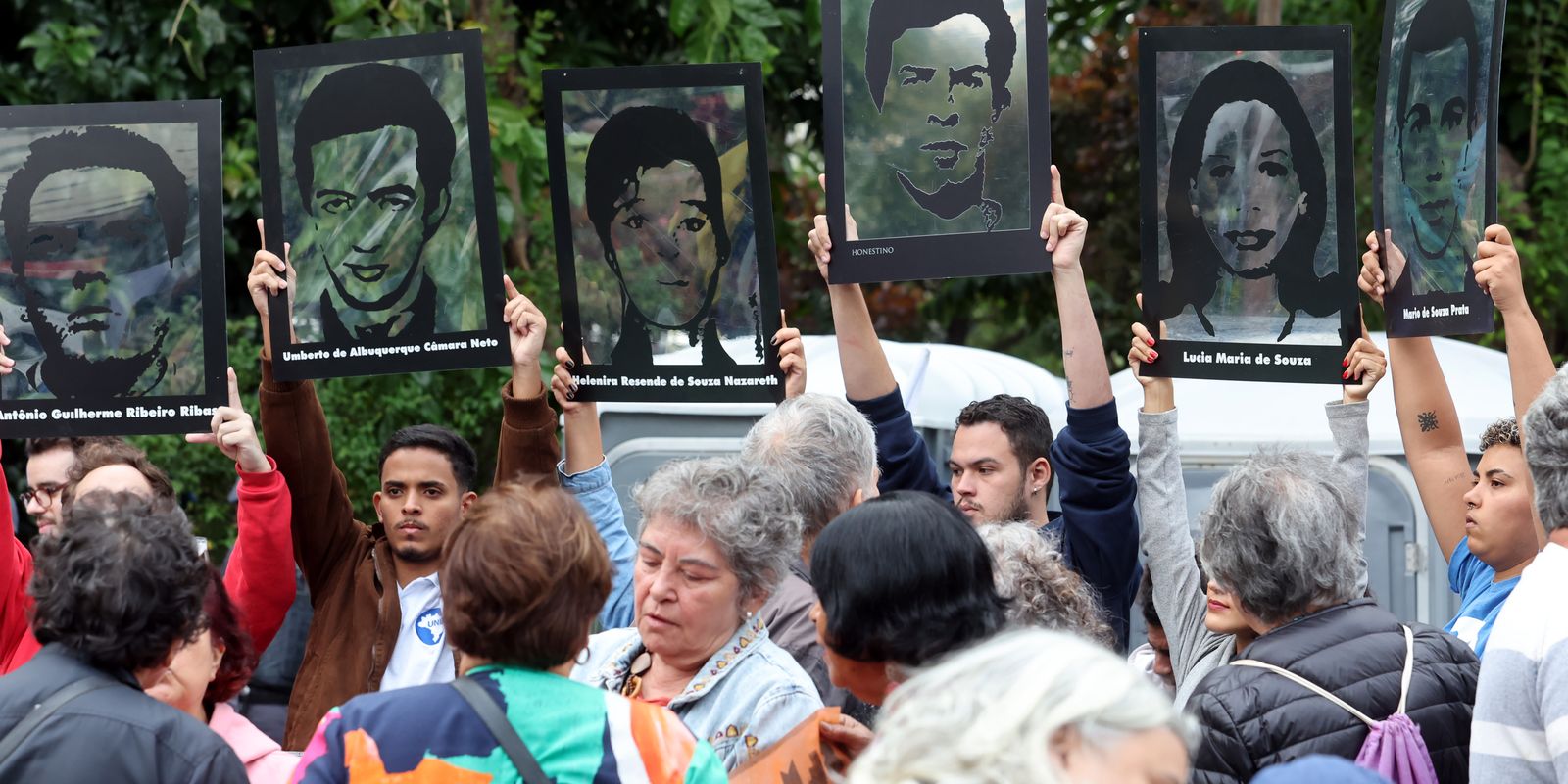 caminhada-do-silencio-pede-combate-a-impunidade-da-violencia-de-estado