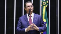 o-grande-debate:-governo-deve-punir-deputados-da-base-que-apoiaram-anistia?