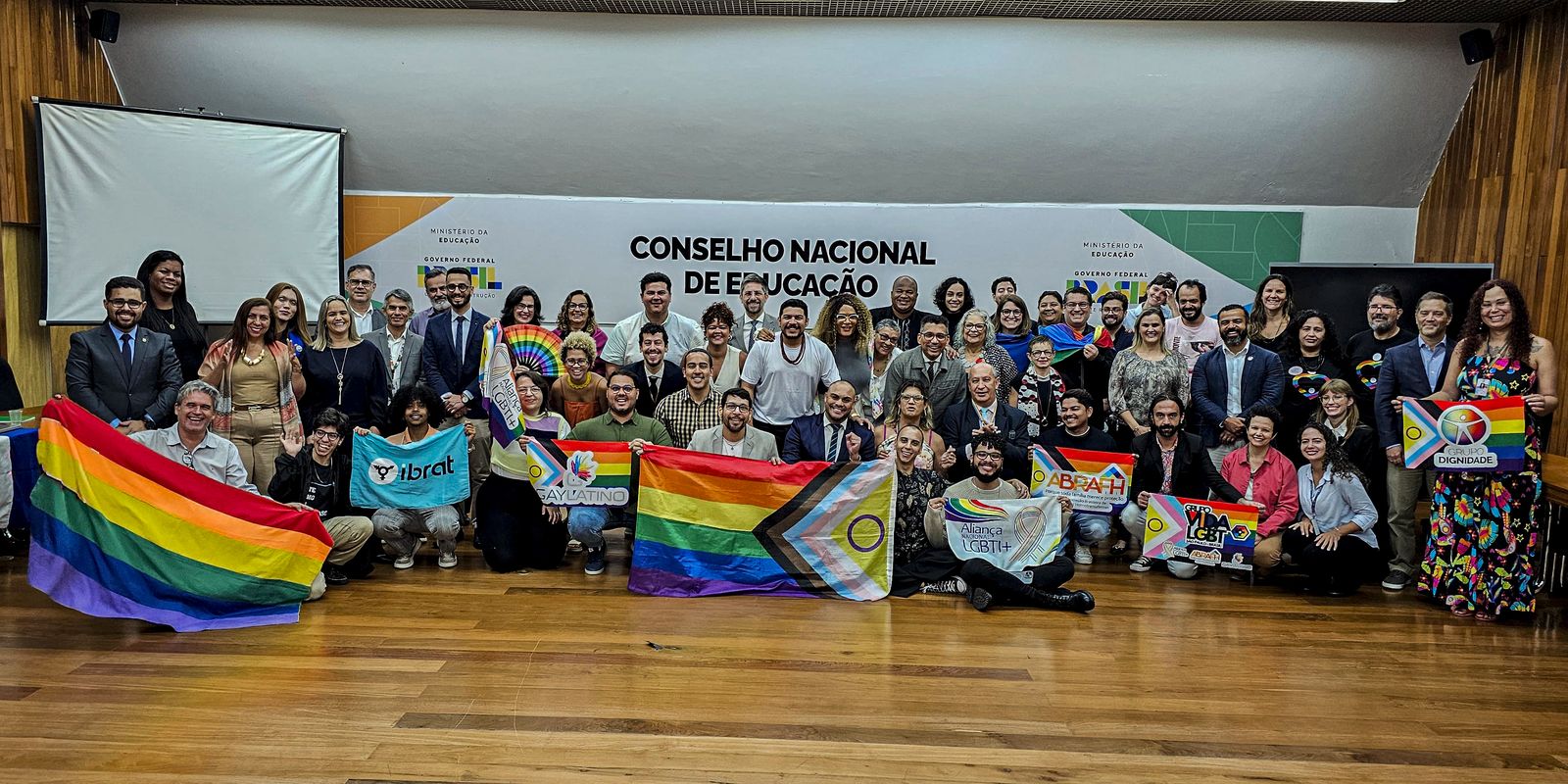 nove-em-cada-dez-estudantes-lgbti+-sofreram-agressao-verbal-na-escola