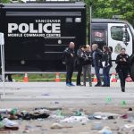 homem-joga-carro-contra-dezenas-de-pessoas-no-canada;-11-morreram