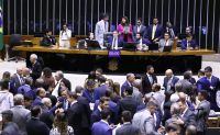 mais-deputados-na-camara:-quais-estados-ganham-cadeiras-e-o-que-muda?