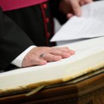 cardeais-entram-em-reclusao-antes-do-conclave-para-eleger-novo-papa