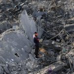 ataques-israelenses-matam-dezenas-em-gaza-enquanto-trump-visita-regiao