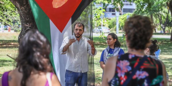 ativista-thiago-avila-esta-a-caminho-do-brasil,-diz-freedom-flotilla