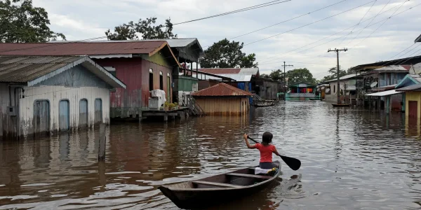 cheias-no-amazonas-deixam-40-municipios-em-estado-de-emergencia