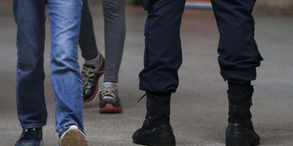 sp:-governo-vai-recorrer-para-contratar-pms-como-monitores-de-escolas