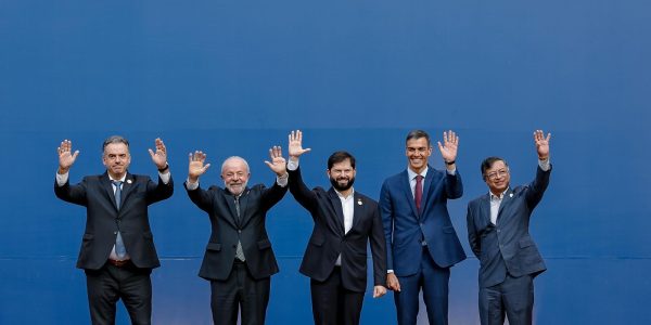 brasil,-chile,-colombia,-uruguai-e-espanha-defendem-democracia