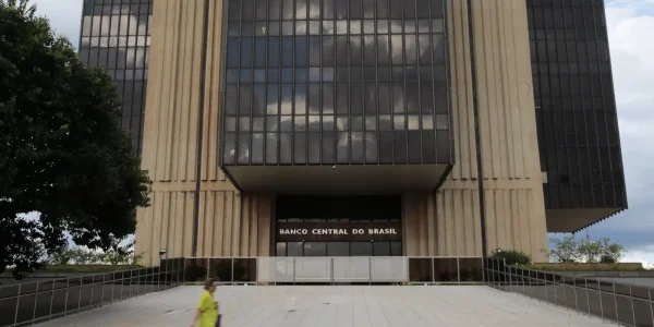 mercado-financeiro-projeta-pib-de-2,16%-em-2025