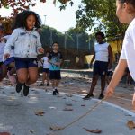 sem-celulares,-desempenho-escolar-e-socializacao-melhoram-no-rio