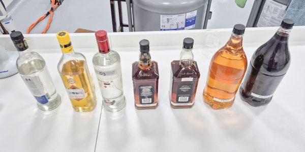 policia-combate-adulteracao-de-bebidas-em-oito-cidades-de-sao-paulo