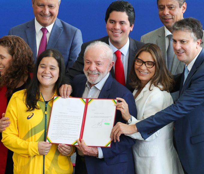 lula-envia-para-o-congresso-projetos-que-criam-a-unind-e-ufesporte