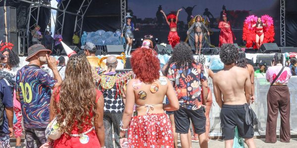 bloco-do-amor-faz-carnaval-respeitoso-e-livre-de-preconceitos-no-df