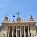 ferros-velhos-poderao-ser-fechados-se-venderem-fios-de-cobre-roubados