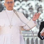 papa-pede-fim-da-guerra,-enquanto-eua-e-ira-negociam-paz