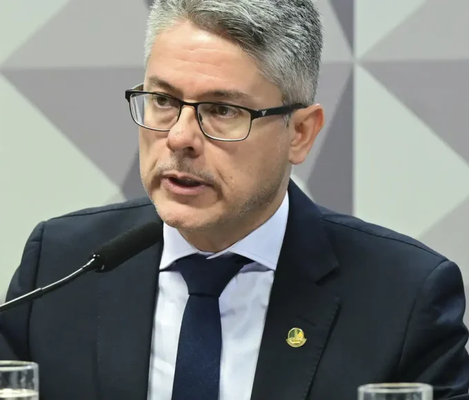 relatorio-da-cpi-do-crime-conecta-faccoes-com-sistema-financeiro