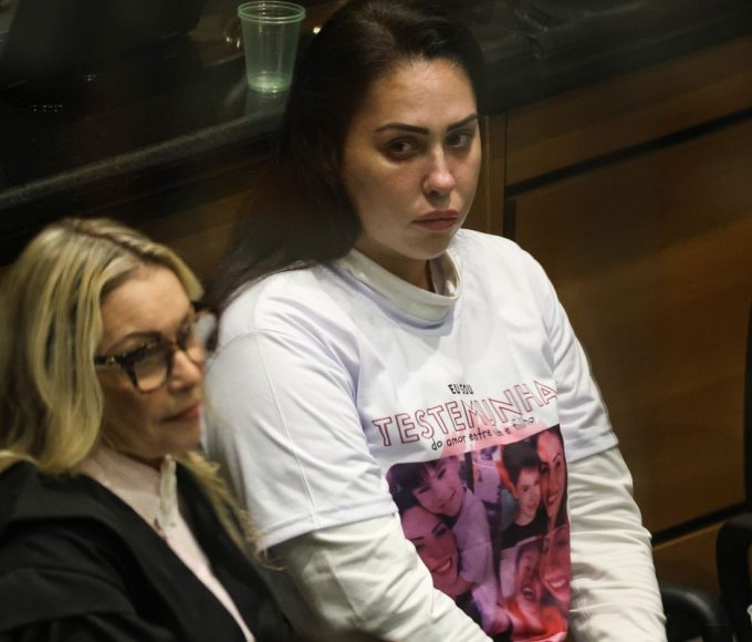 monique-medeiros-se-entrega-a-policia-e-volta-a-ser-presa