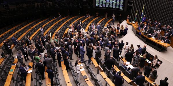 congresso-derruba-veto-de-lula-e-mantem-pl-da-dosimetria