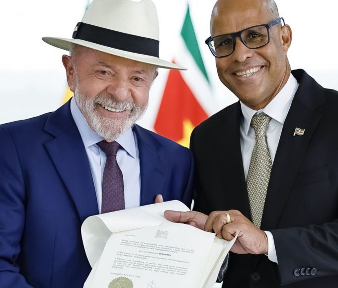 lula-recebe-credenciais-de-sete-novos-embaixadores