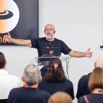 e-preciso-desaprender-para-conviver-com-a-ia,-explica-silvio-meira 