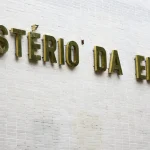 formacao-de-professores-a-distancia-mostra-desempenho-53,1%-inferior