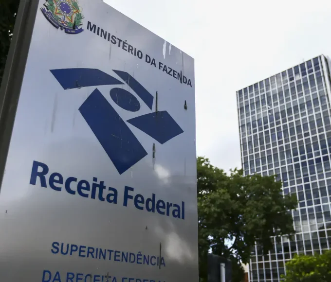 arrecadacao-federal-bate-recorde-e-supera-r$-278-bilhoes-em-abril