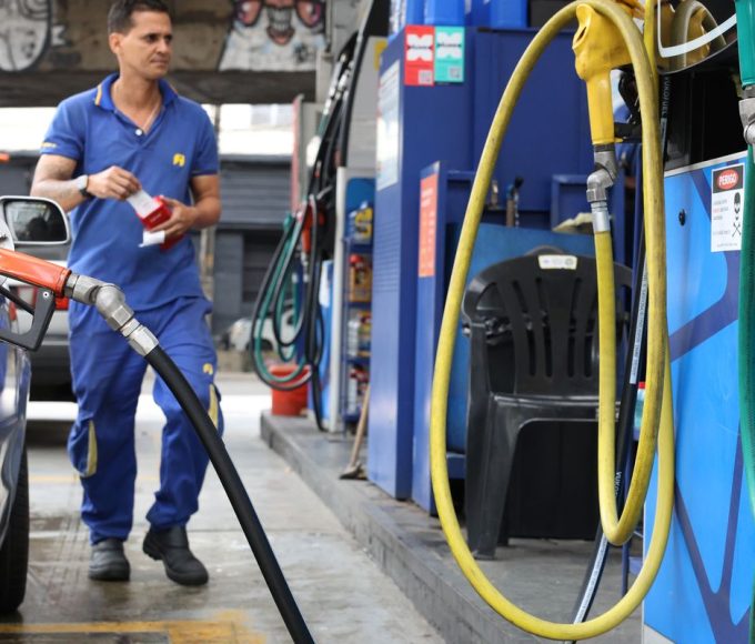 governo-propoe-subvencao-da-gasolina-em-r$-0,44-por-litro
