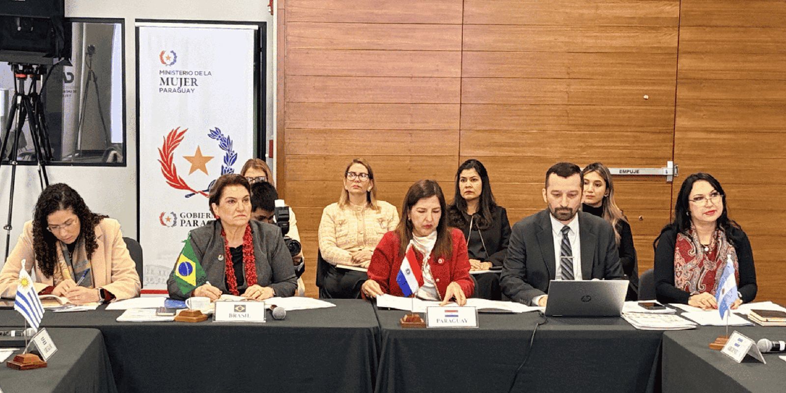 brasil-propoe-pacto-regional-contra-feminicidio-no-mercosul