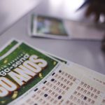 caixa-eleva-para-r$-320-milhoes-estimativa-de-premio-da-mega-30-anos