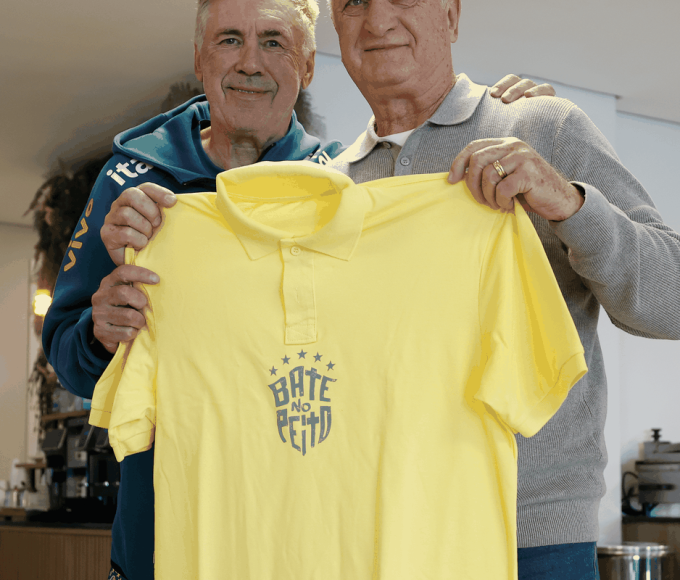 pentacampeao-com-a-selecao,-felipao-e-homenageado-na-granja-comary