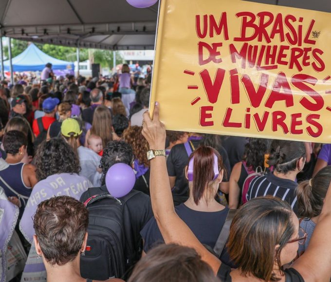 orfaos-de-vitimas-de-feminicidio-passam-a-ter-direito-a-pensao-inss