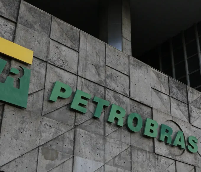 petrobras-implementa-desconto-no-diesel-a-partir-de-segunda-feira