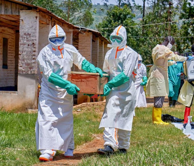 oms-e-cdc-africa-lancam-plano-de-resposta-ao-surto-de-ebola-na-regiao
