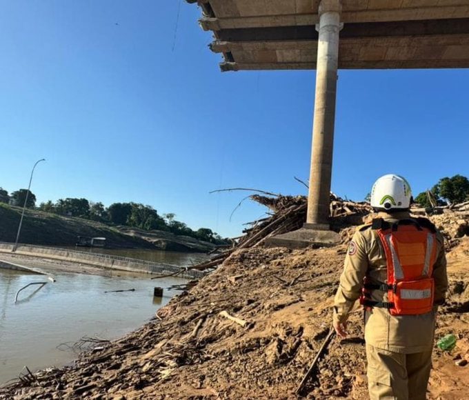 ponte-de-r$-36-milhoes-desaba-e-deixa-quatro-feridos-no-acre