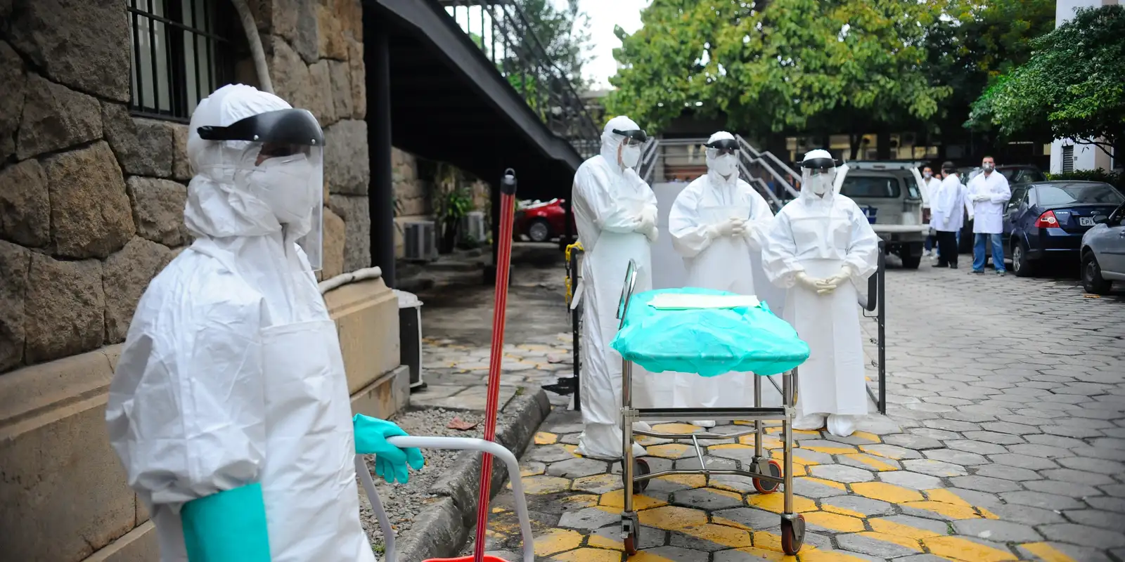 tres-morrem-no-quenia-em-protestos-contra-centro-dos-eua-para-ebola